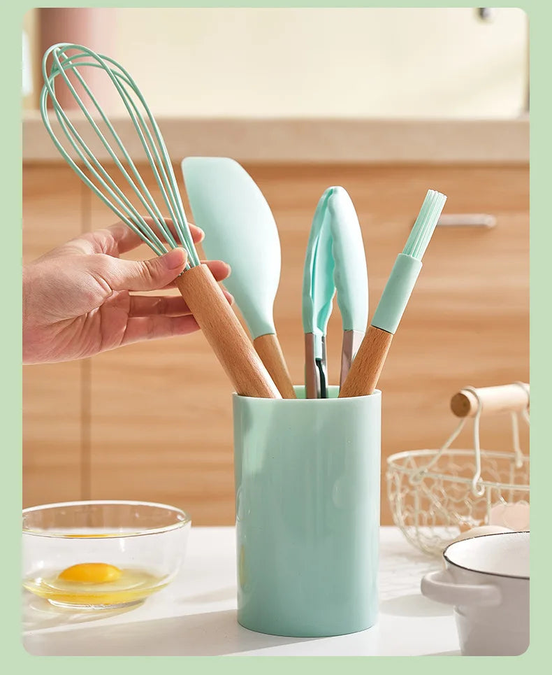 12Pcs Silicone Cooking Utensils Set Wooden Handle Kitchen Cooking Tool Non-stick Cookware Spatula Shovel Egg Kitchenware Beaters