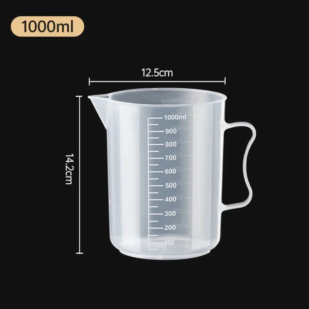 Plastic Graduated Measuring Cup Large Capacity Scale Transparent Mixing Cup Clear with Lid Laboratory Beaker Kitchen Baking