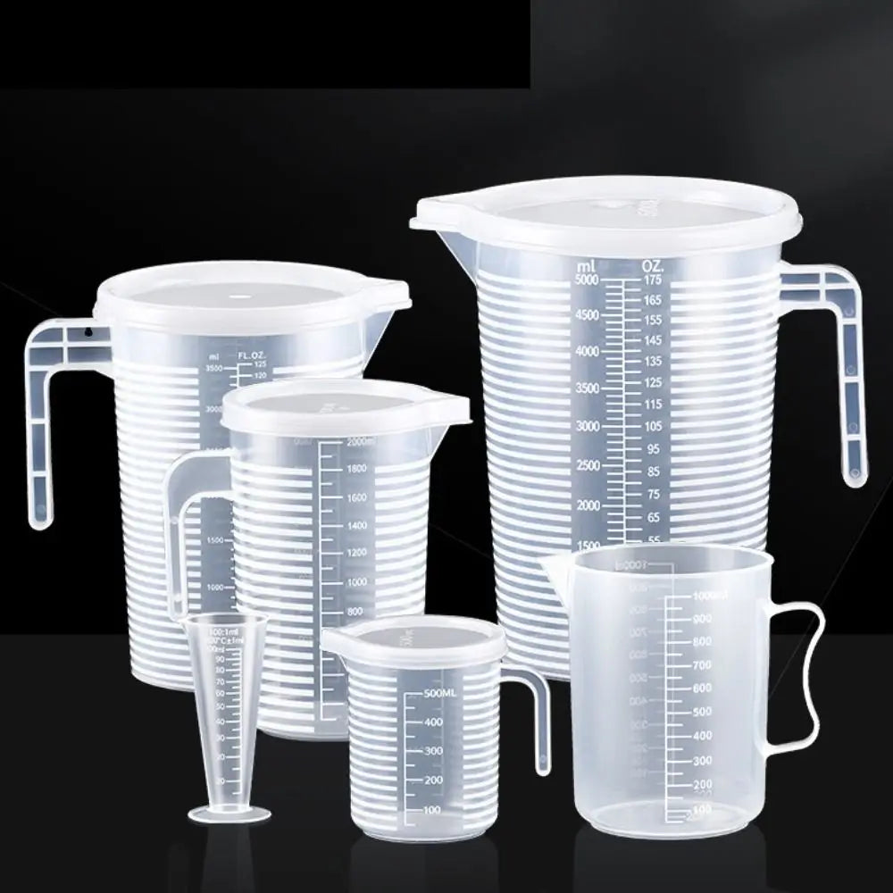 Plastic Graduated Measuring Cup Large Capacity Scale Transparent Mixing Cup Clear with Lid Laboratory Beaker Kitchen Baking